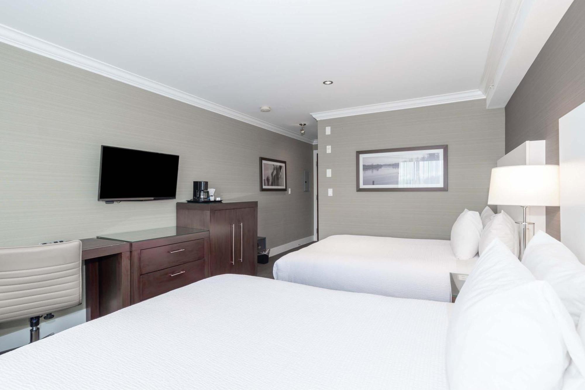 แซนด์แมน โฮเต็ล แอบบอตส์ฟอร์ด แอร์พอร์ต Hotel อับบอทส์ฟอร์ด ภายนอก รูปภาพ